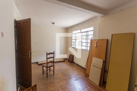 Quarto 2 de casa à venda com 7 quartos, 408m² em Santo Antônio, Belo Horizonte