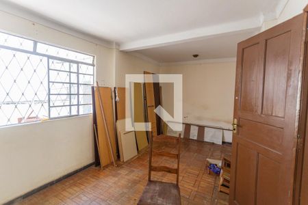 Quarto 2 de casa à venda com 7 quartos, 408m² em Santo Antônio, Belo Horizonte