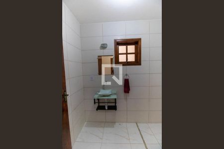 Banheiro de casa à venda com 1 quarto, 73m² em Serra Grande, Niterói