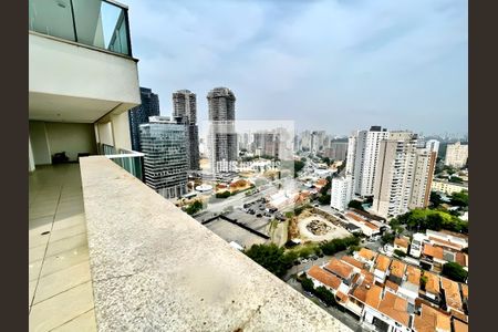 Varanda de apartamento para alugar com 3 quartos, 227m² em Santo Amaro, São Paulo