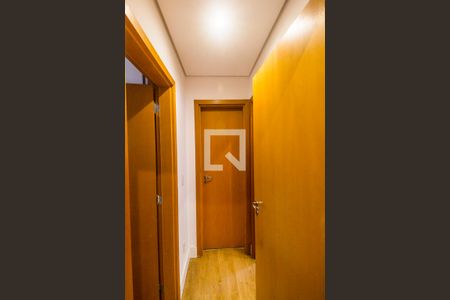 Corredor de apartamento à venda com 2 quartos, 94m² em Residencial Tambore Iii, Santana de Parnaíba