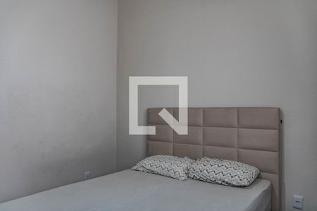 Quarto 1 de apartamento para alugar com 3 quartos, 80m² em Vila Paris, Belo Horizonte