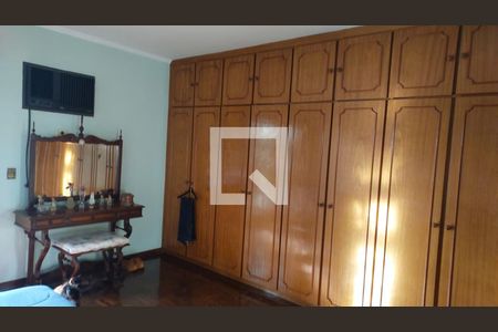 Suíte de casa à venda com 3 quartos, 300m² em Alphaville, Santana de Parnaíba