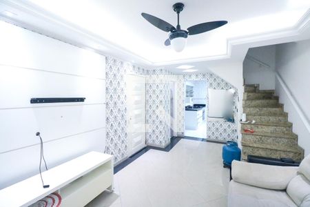Sala de casa para alugar com 2 quartos, 120m² em Santo Antônio, São Caetano do Sul