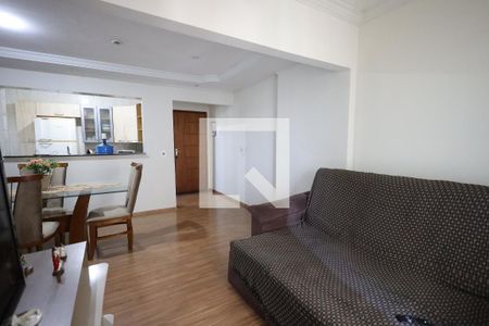 Sala de apartamento para alugar com 3 quartos, 79m² em Vila Figueira, Suzano