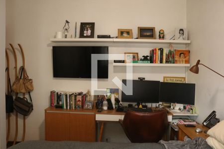 Suíte de apartamento à venda com 3 quartos, 110m² em Perdizes, São Paulo