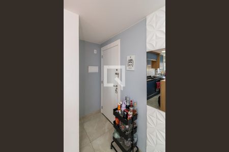 Entrada de apartamento para alugar com 2 quartos, 47m² em Irajá, Rio de Janeiro