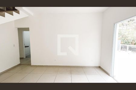 Sala de casa à venda com 5 quartos, 300m² em Lauzane Paulista, São Paulo