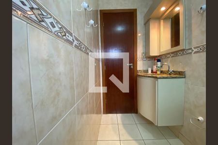 Banheiro Social de apartamento para alugar com 2 quartos, 65m² em Guilhermina, Praia Grande