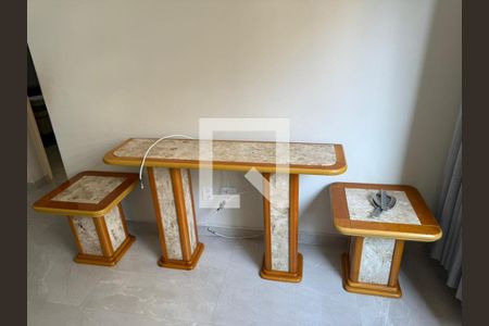 Sala de apartamento para alugar com 2 quartos, 104m² em Gonzaga, Santos