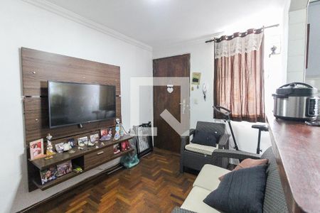 Sala de apartamento à venda com 3 quartos, 56m² em Conjunto Residencial José Bonifácio, São Paulo