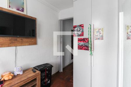 Quarto 1 de apartamento à venda com 3 quartos, 56m² em Conjunto Residencial José Bonifácio, São Paulo