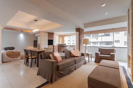 Sala de apartamento para alugar com 3 quartos, 137m² em Petrópolis, Porto Alegre