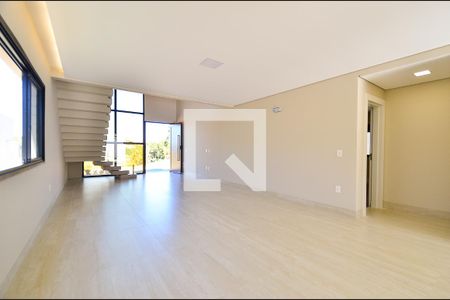 Sala de Estar de casa de condomínio à venda com 4 quartos, 358m² em Nacional, Belo Horizonte