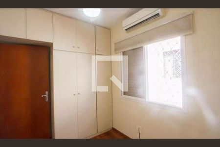 Casa à venda com 3 quartos, 220m² em Jardim Caravelas, São Paulo