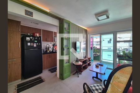 Sala de apartamento para alugar com 3 quartos, 144m² em Barra da Tijuca, Rio de Janeiro