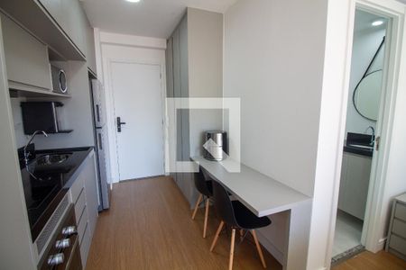 Cozinha de kitnet/studio para alugar com 1 quarto, 26m² em Santo Amaro, São Paulo