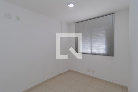 Quarto  de apartamento à venda com 2 quartos, 60m² em Serrano, Belo Horizonte