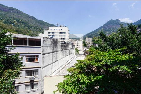 Sala de apartamento para alugar com 2 quartos, 75m² em Tijuca, Rio de Janeiro