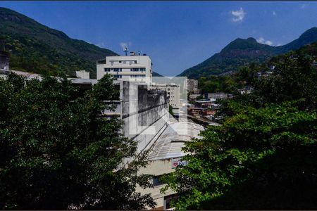Quarto 1 de apartamento para alugar com 2 quartos, 75m² em Tijuca, Rio de Janeiro