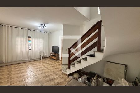 Sala de casa para alugar com 3 quartos, 200m² em Utinga, Santo André