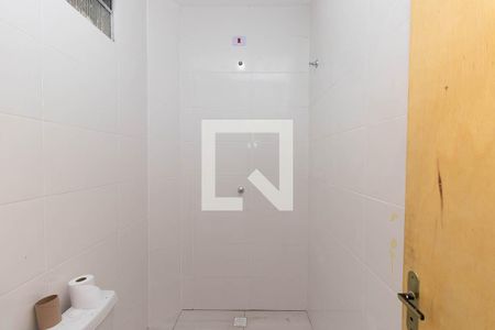 Banheiro de apartamento para alugar com 1 quarto, 50m² em Jardim Palmira, Guarulhos