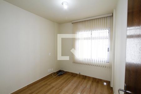 Quarto 1 de apartamento para alugar com 3 quartos, 115m² em Alto Caiçaras, Belo Horizonte