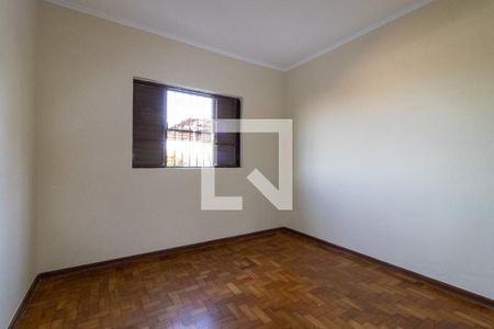 Quarto 2 de casa à venda com 3 quartos, 120m² em Parque São Quirino, Campinas