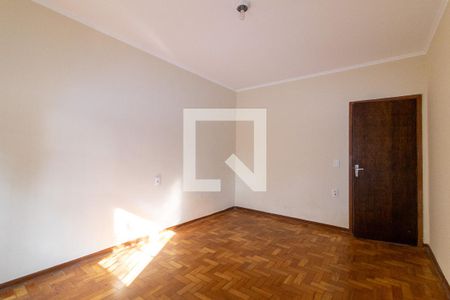Quarto 1 de casa à venda com 3 quartos, 120m² em Parque São Quirino, Campinas