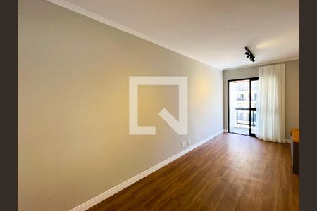 Sala de apartamento para alugar com 3 quartos, 77m² em Perdizes, São Paulo