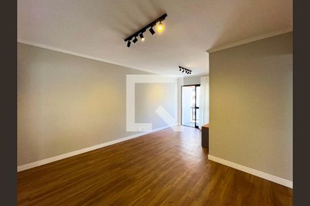 Sala de apartamento para alugar com 3 quartos, 77m² em Perdizes, São Paulo