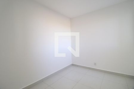 Quarto 1 de apartamento para alugar com 2 quartos, 52m² em Jardim Botânico, Uberlândia