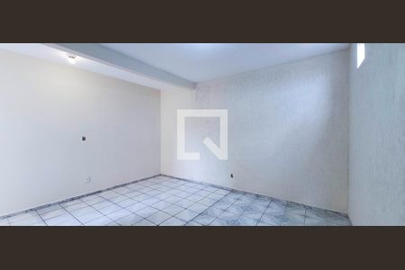 Quarto de casa para alugar com 1 quarto, 60m² em Jardim Altos de Itaqua, Itaquaquecetuba
