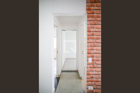 Corredor de apartamento para alugar com 2 quartos, 52m² em Jardim Celeste, São Paulo