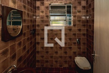 Banheiro Social de casa para alugar com 2 quartos, 360m² em Jardim Guanabara, Belo Horizonte
