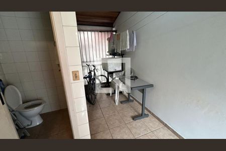 Casa à venda com 3 quartos, 130m² em Vila Carrão, São Paulo