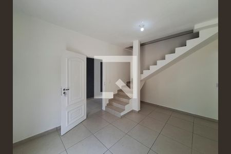 Sala 1 de casa para alugar com 4 quartos, 300m² em Lauzane Paulista, São Paulo
