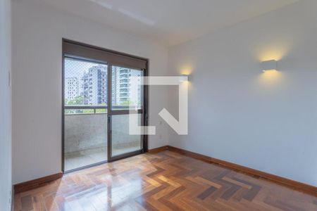 Apartamento à venda com 4 quartos, 226m² em Vila Suzana, São Paulo