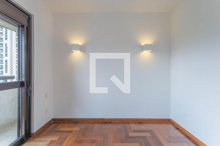 Apartamento à venda com 4 quartos, 226m² em Vila Suzana, São Paulo