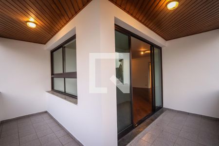 Varanda de apartamento para alugar com 4 quartos, 212m² em Vila Morumbi, São Paulo