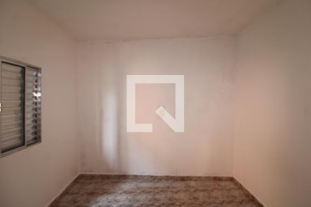 Quarto 1 de casa para alugar com 1 quarto, 72m² em Jardim Cecy, São Paulo