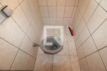 Banheiro de casa para alugar com 1 quarto, 72m² em Jardim Cecy, São Paulo