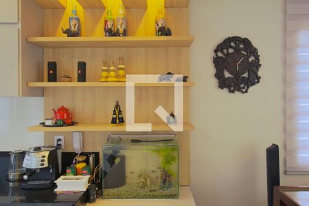 Sala de casa de condomínio para alugar com 2 quartos, 100m² em Santa Monica, Belo Horizonte