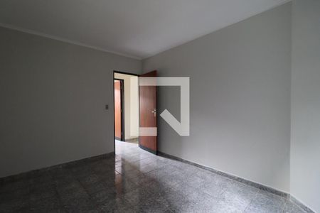 Quarto de apartamento para alugar com 2 quartos, 70m² em Residencial E Comercial Palmares, Ribeirão Preto