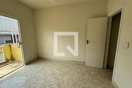 Quarto de casa para alugar com 2 quartos, 71m² em Engenho do Porto, Duque de Caxias