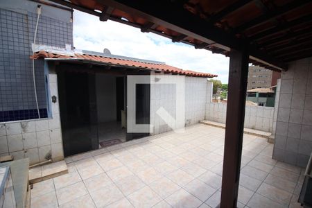Cobertura e Area de Serviço  de kitnet/studio para alugar com 1 quarto, 60m² em Eldorado, Contagem