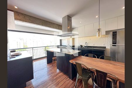 Sala/Cozinha de apartamento para alugar com 1 quarto, 65m² em Vila Romana, São Paulo