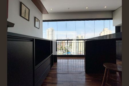 Sala/Cozinha de apartamento para alugar com 1 quarto, 65m² em Vila Romana, São Paulo