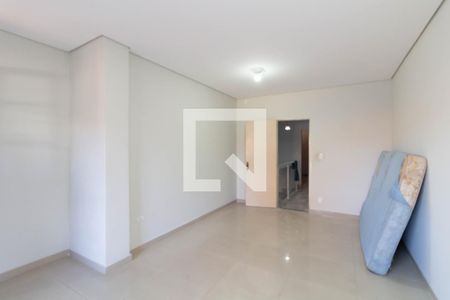 Quarto 1 de casa para alugar com 3 quartos, 170m² em Vila Regina, São Paulo