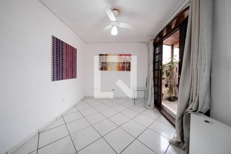 Quarto de casa para alugar com 2 quartos, 140m² em Vila Pierina, São Paulo